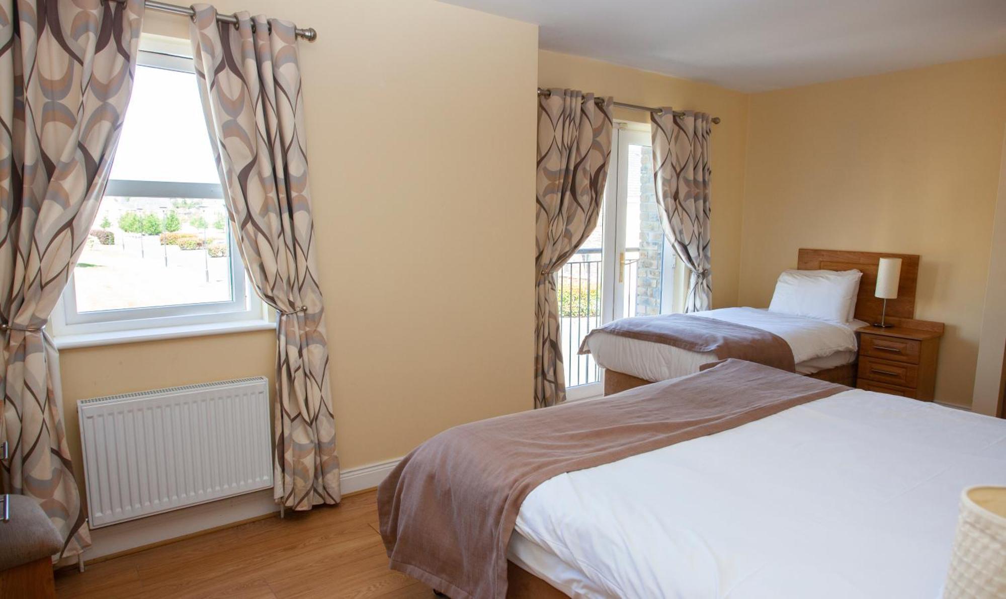 Knightsbrook Hotel Courtyard Accommodation トリム エクステリア 写真
