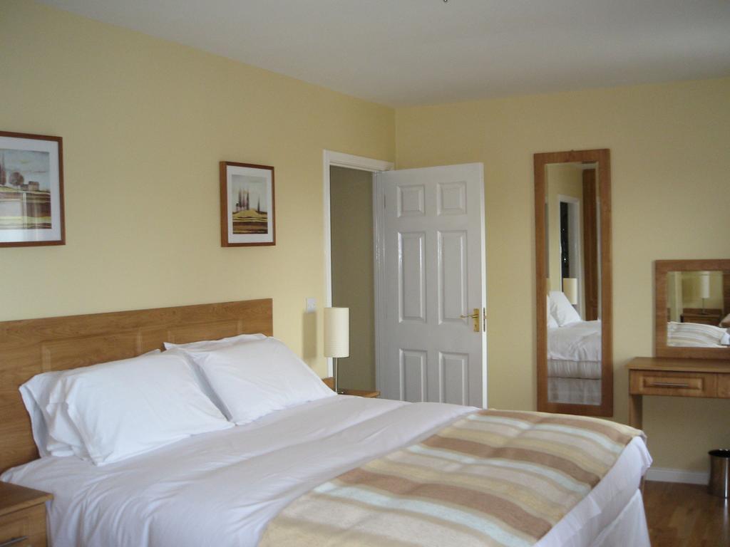 Knightsbrook Hotel Courtyard Accommodation トリム エクステリア 写真